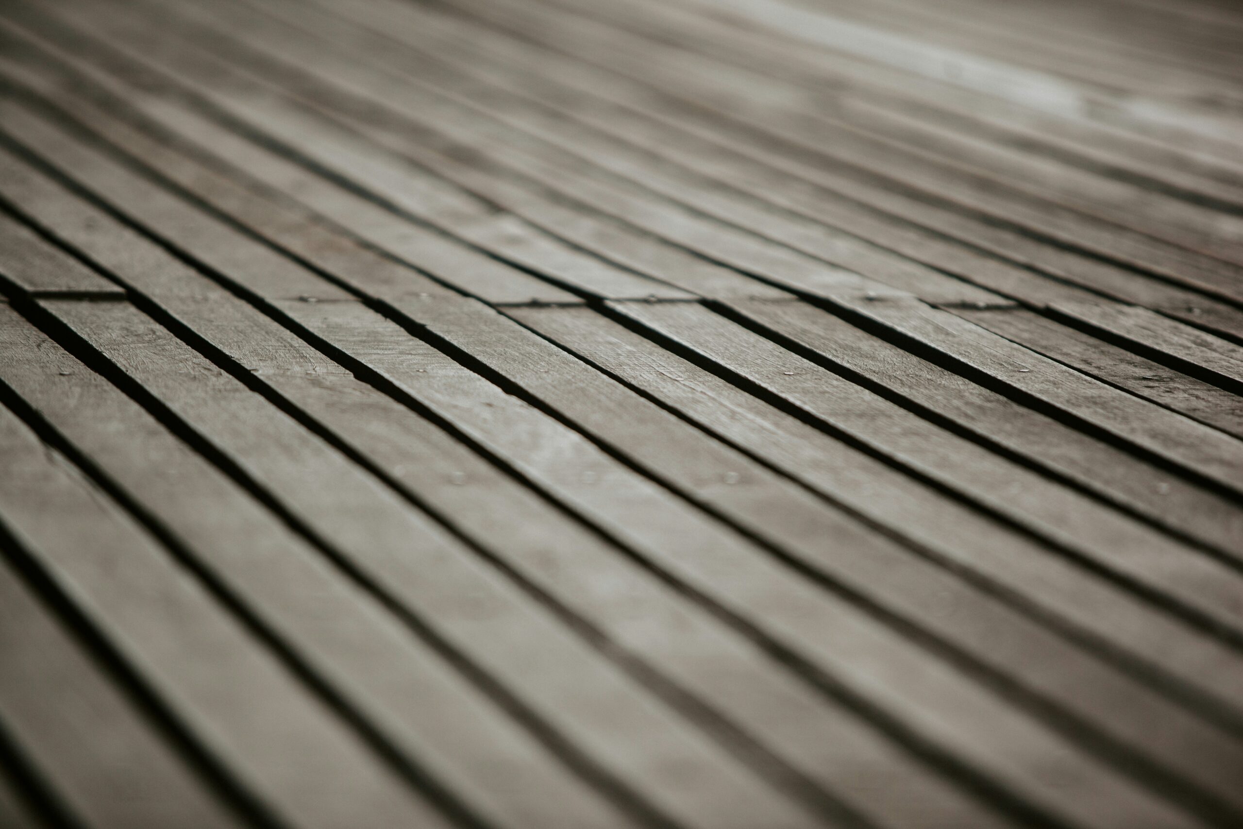 Featured image for “Choosing the Right Deck Material for Your Home in Fredericksburg, VA”