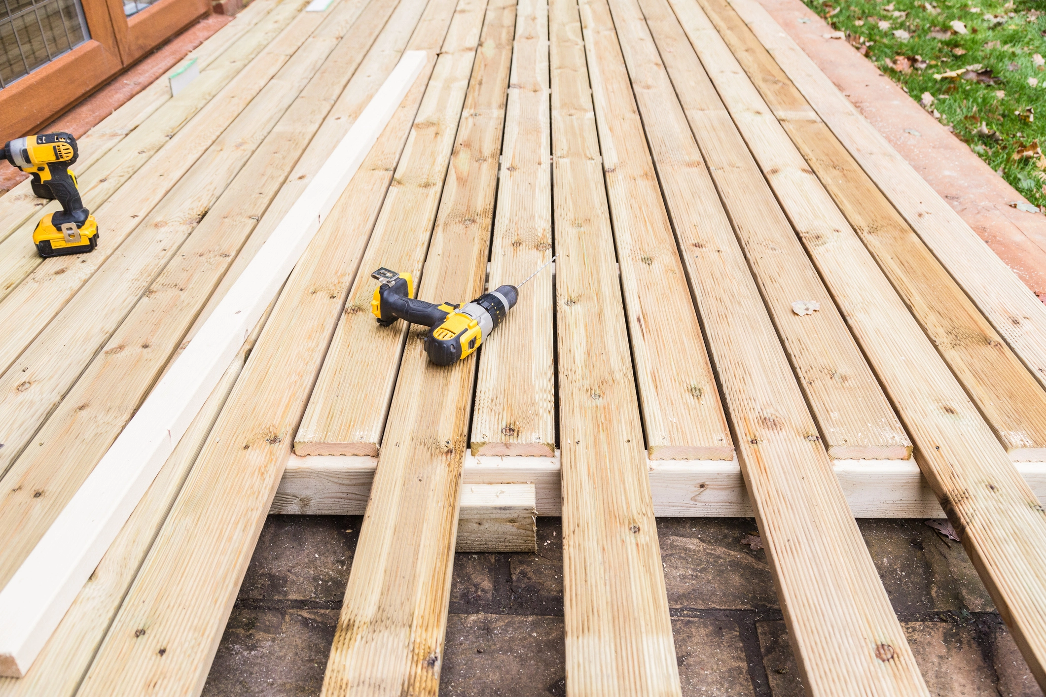 Featured image for “Deck Installation: The Best Deck Builder in Lake Anna”